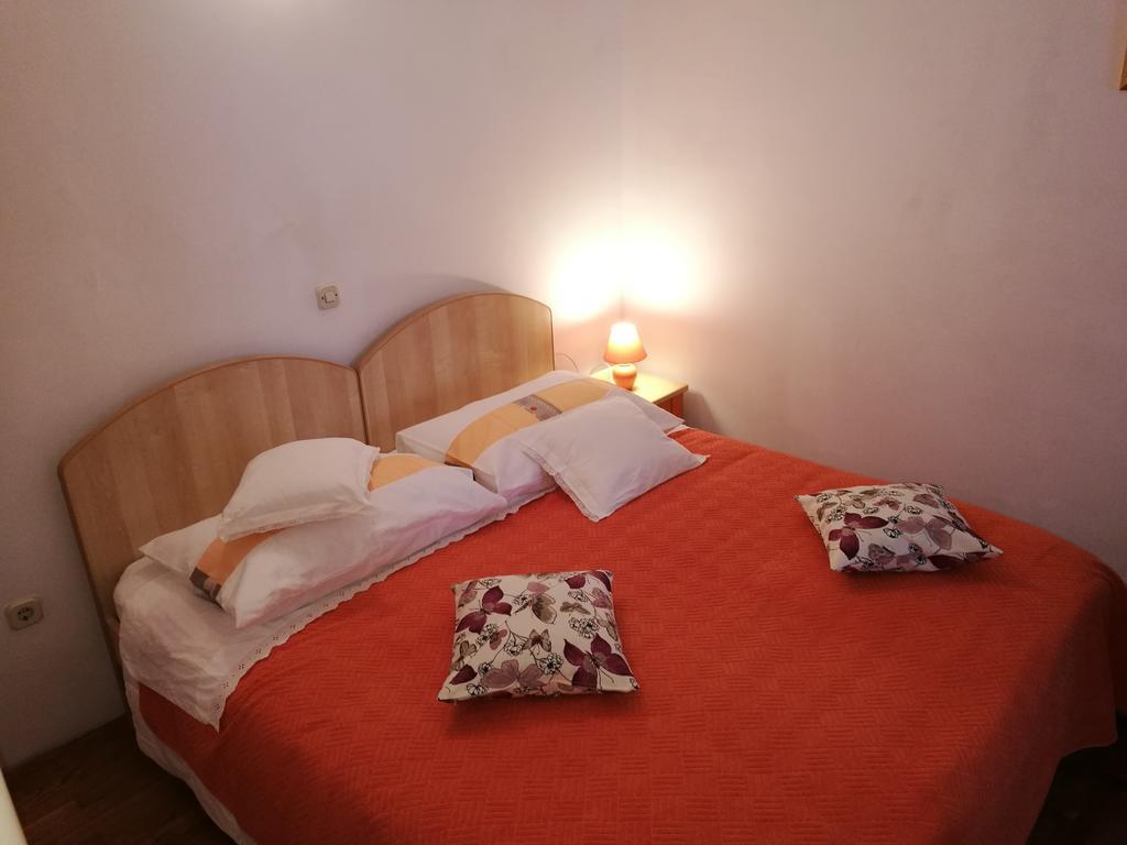 Apartments Kuca Mala Split Luaran gambar