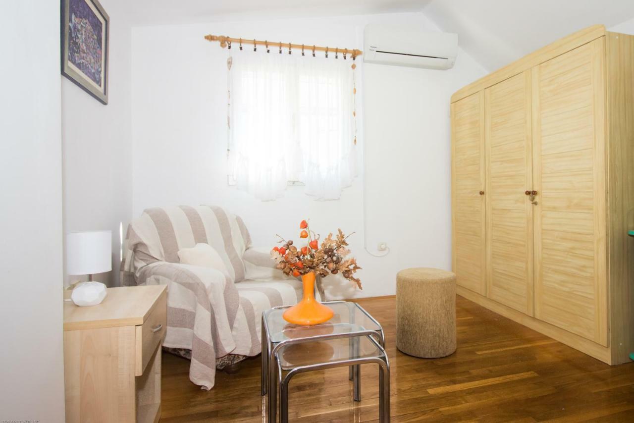 Apartments Kuca Mala Split Luaran gambar